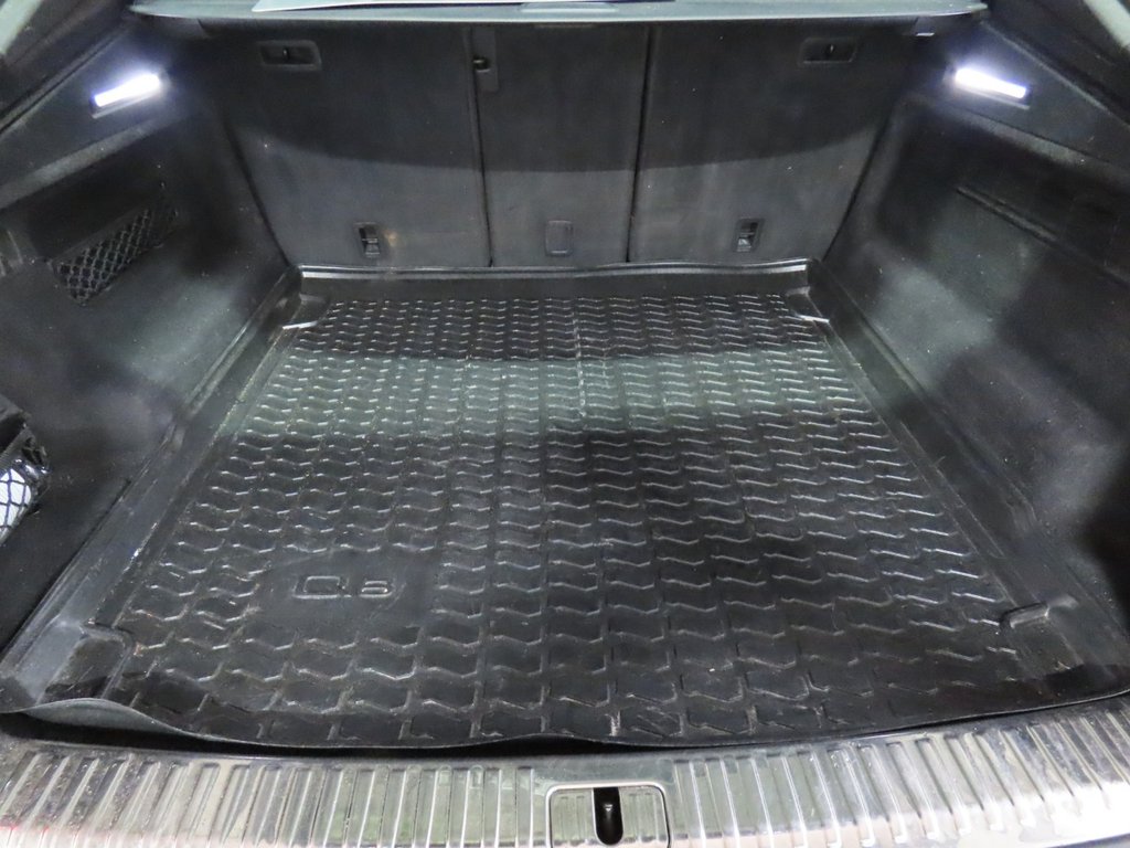 Used Audi Q8 2023 for sale - 77621327: Photo 11