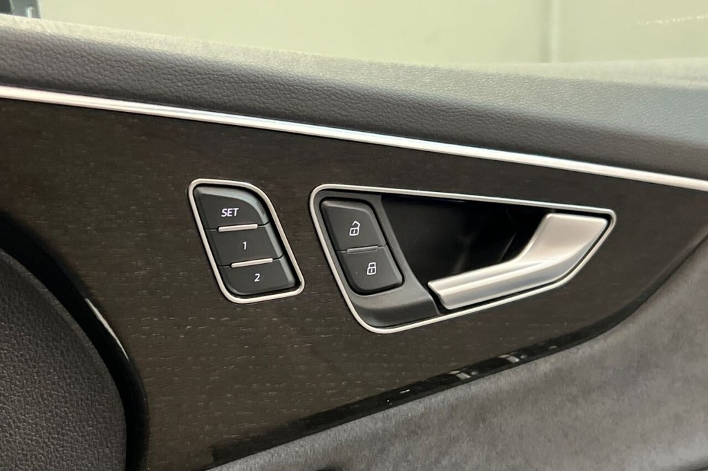 Used Audi Q8 2023 for sale - 77621327: Photo 43