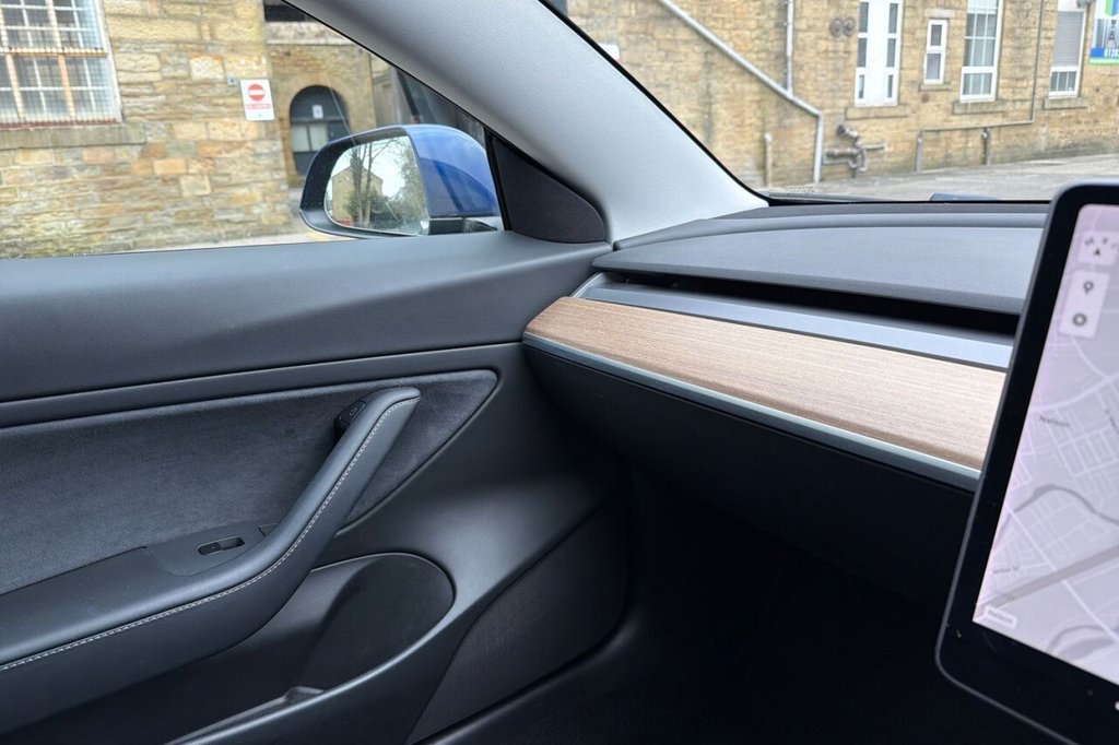 Used Tesla Model 3 2020 for sale - 77990824: Photo 38