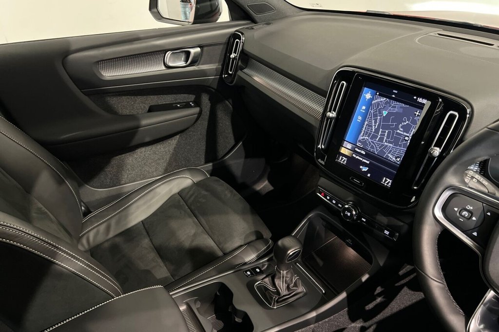 Used Volvo XC40 2021 for sale - 76546738: Photo 32