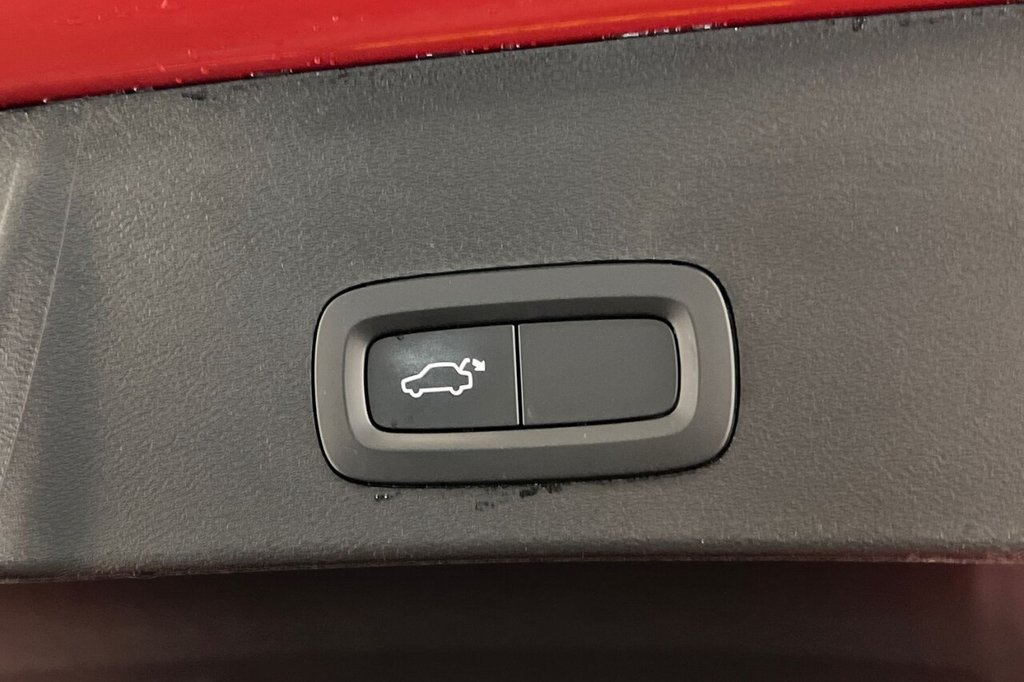 Used Volvo XC40 2021 for sale - 76546738: Photo 41