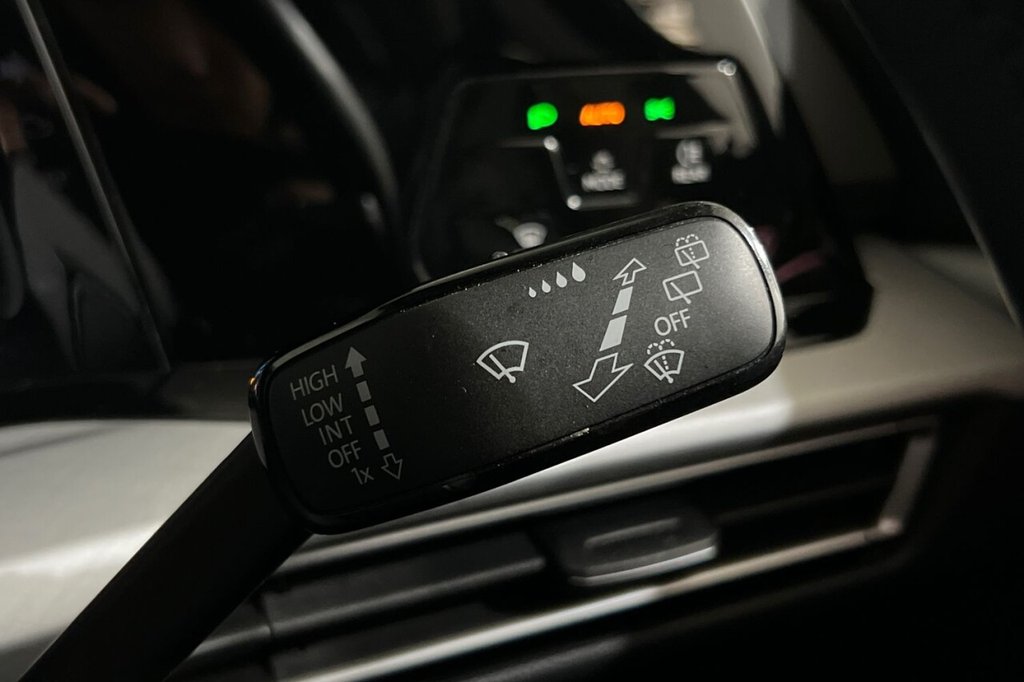 Used Volkswagen Golf 2021 for sale - 76039710: Photo 31