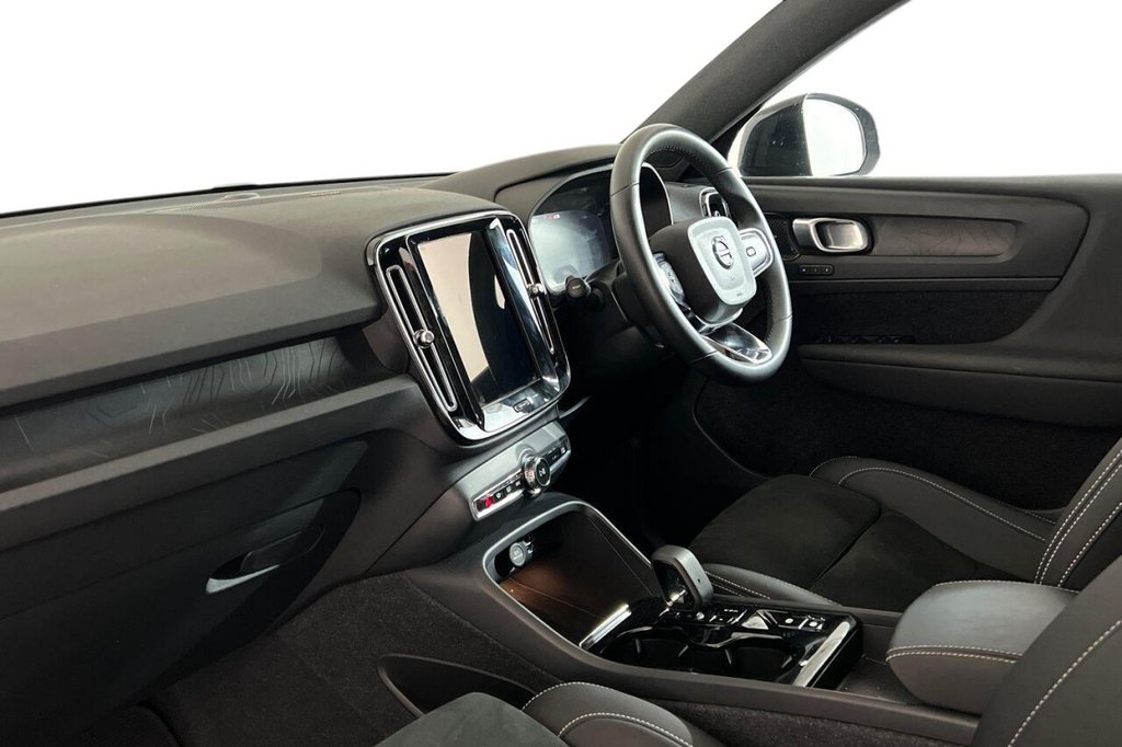 Used Volvo XC40 2023 for sale - 75966770: Photo 11