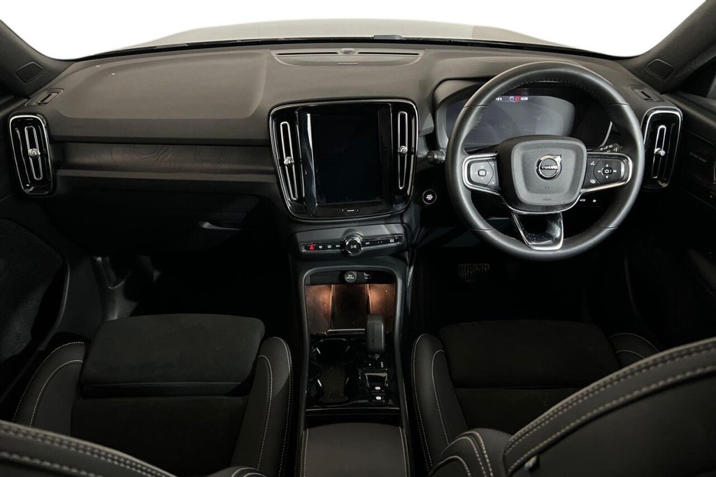 Used Volvo XC40 2023 for sale - 75966770: Photo 12