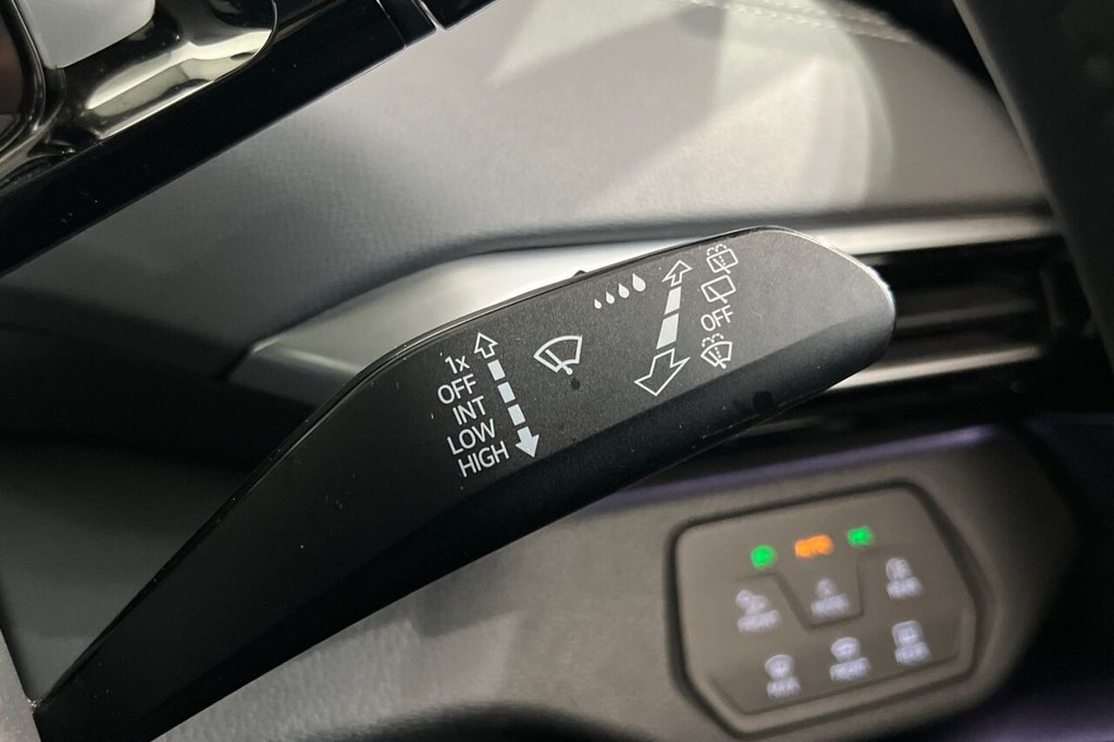 Used Volkswagen ID.4 2023 for sale - 76038651: Photo 28