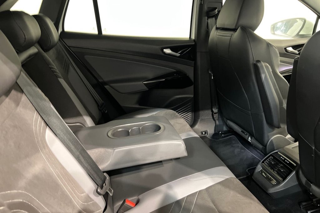 Used Volkswagen ID.4 2023 for sale - 76038651: Photo 41