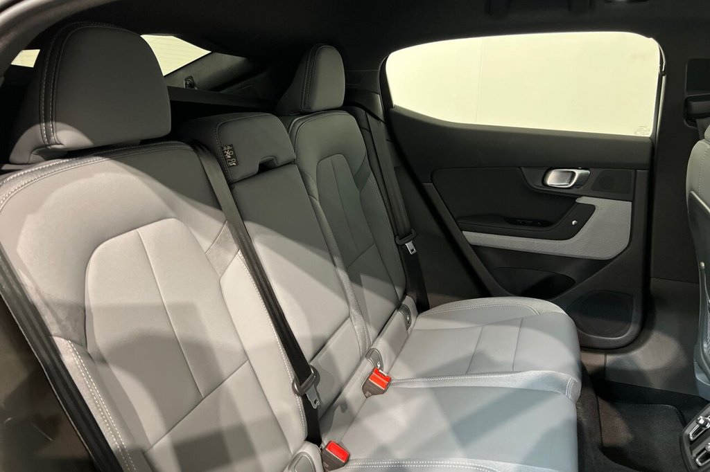 Used Polestar Polestar 2 2025 for sale - 76429801: Photo 24