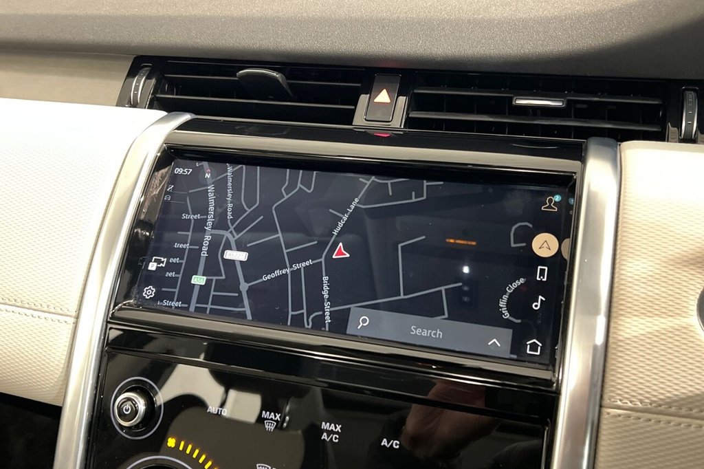 Used Land Rover Discovery Sport 2022 for sale - 77256064: Photo 18