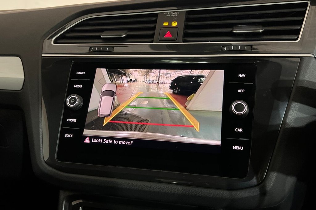 Used Volkswagen Tiguan 2019 for sale - 75765675: Photo 29