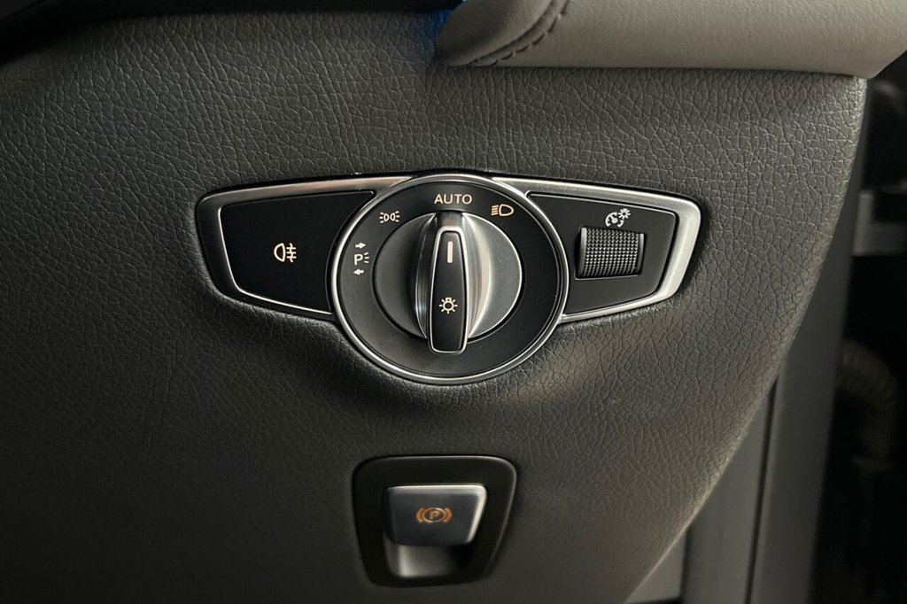 Used Mercedes-Benz EQC 2022 for sale - 76481791: Photo 39