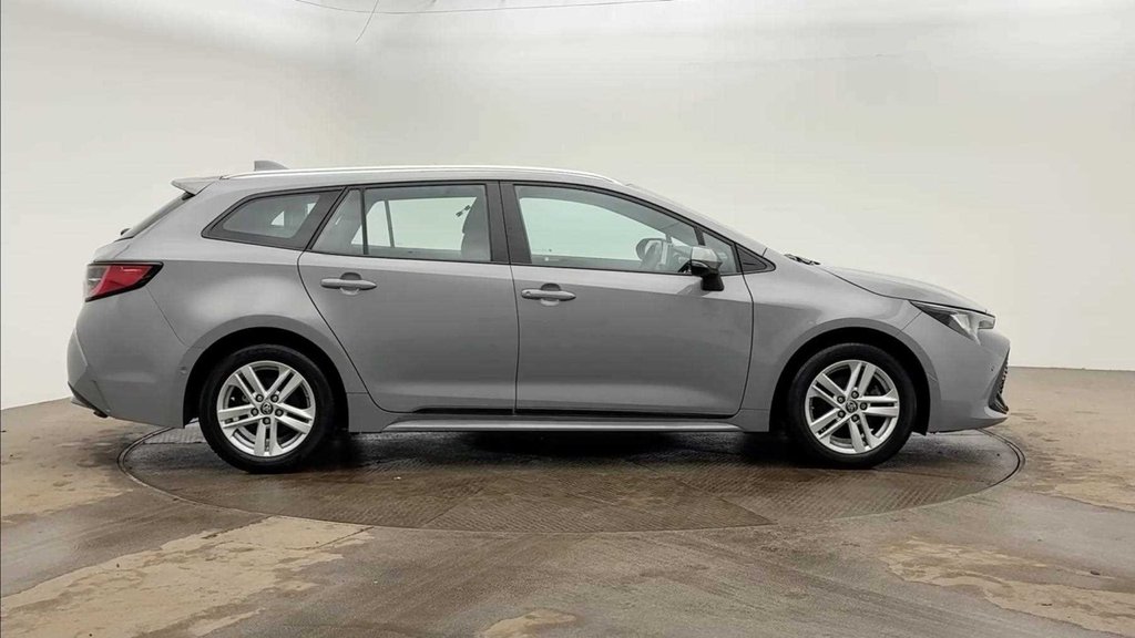 Used Toyota Corolla 2022 for sale - 77356679: Photo 2