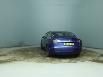 Used Tesla Model 3 2019 for sale - 77600102: Photo