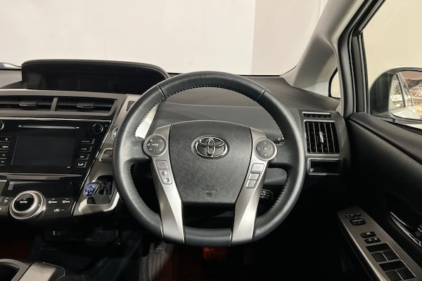 Used Toyota Prius+ 2020 for sale - 76322967: Photo 16
