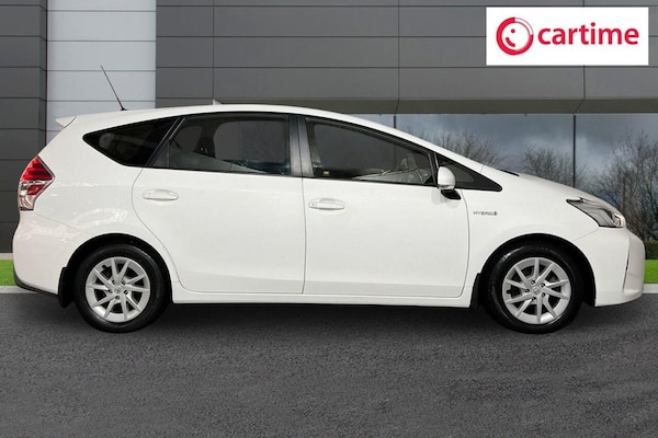 Used Toyota Prius+ 2020 for sale - 76322967: Photo 2
