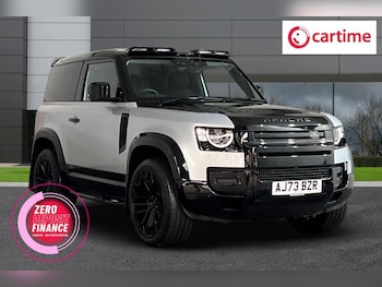 Used Land Rover Defender 2024 for sale - 77360235: Photo