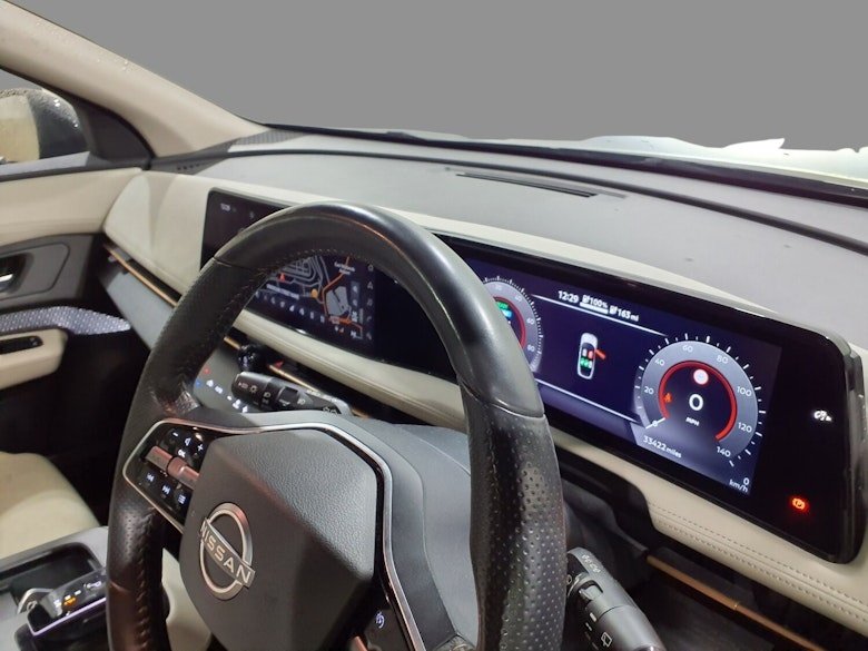 Used Nissan ARIYA 2023 for sale - 77693519: Photo 2