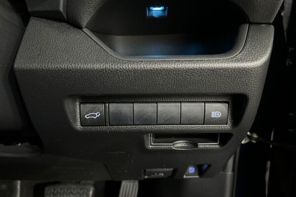 Used Toyota RAV4 2020 for sale - 75242771: Photo 32