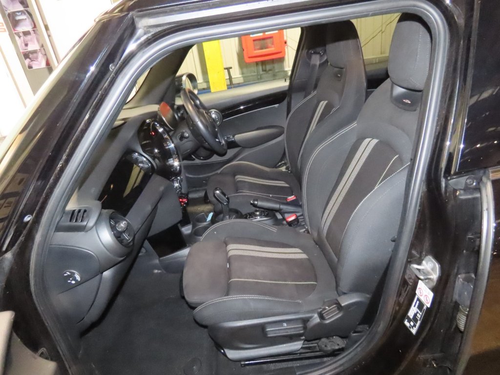 Used MINI Hatch 2022 for sale - 77719921: Photo 11