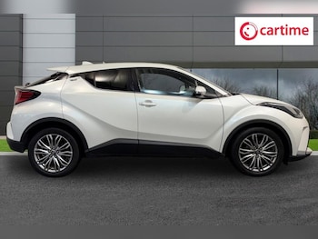 Used Toyota C-HR 2023 for sale - 79422175: Photo