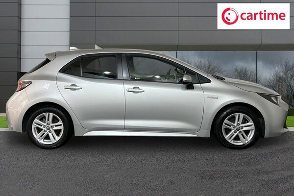 Used Toyota Corolla 2022 for sale - 75624964: Photo 2