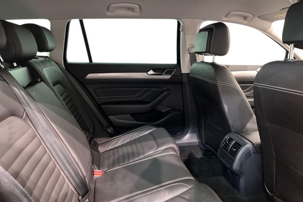 Used Volkswagen Passat 2023 for sale - 78044086: Photo 10