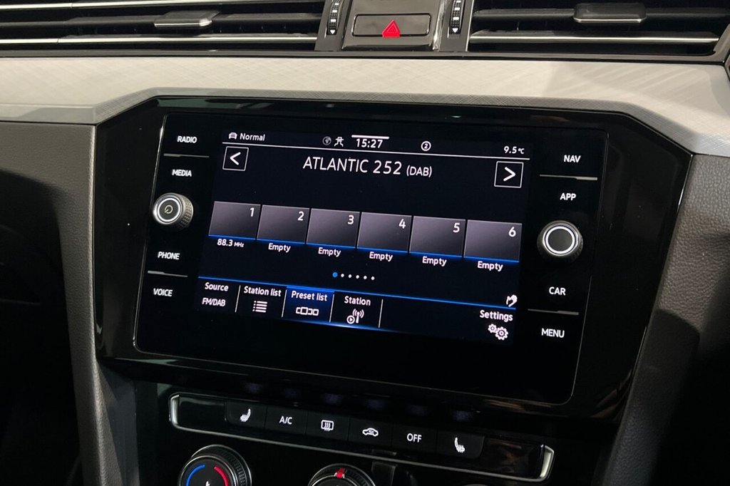 Used Volkswagen Passat 2023 for sale - 78044086: Photo 31