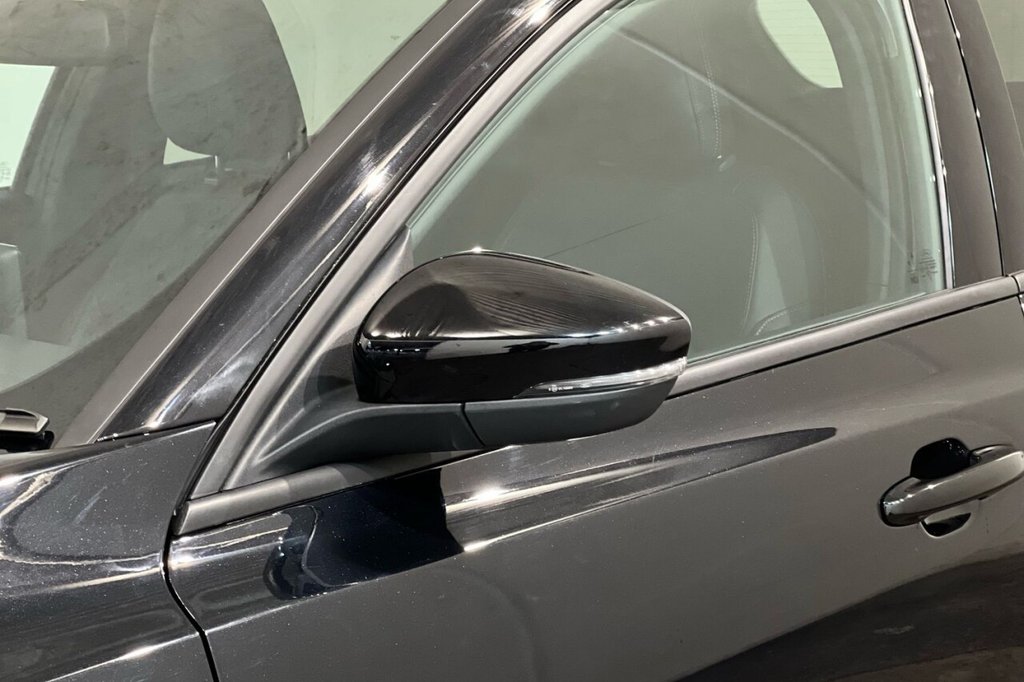 Used Ford Focus 2023 for sale - 77667605: Photo 17