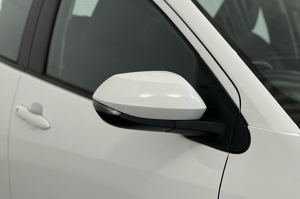 Used Toyota Yaris 2023 for sale - 75966823: Photo 17