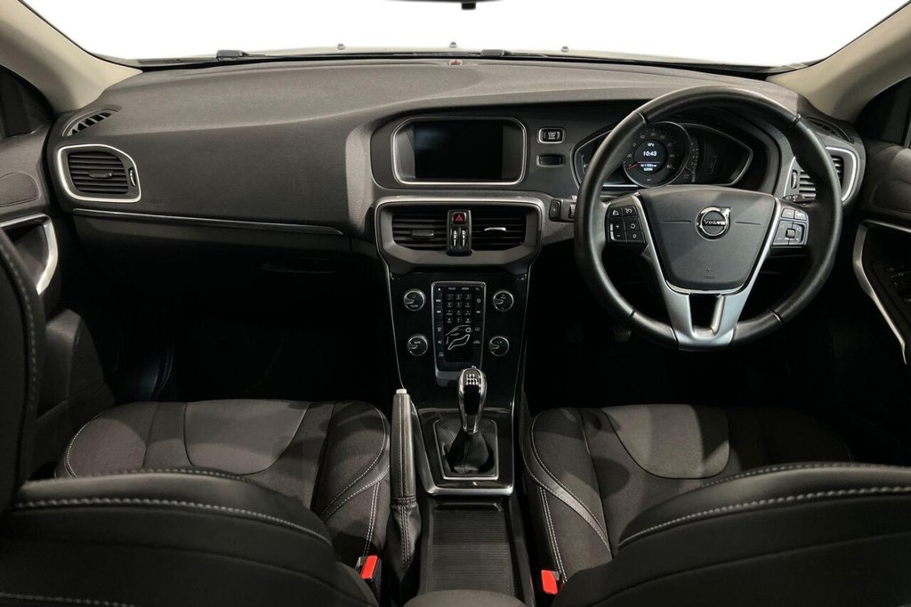 Used Volvo V40 2019 for sale - 77408444: Photo 12