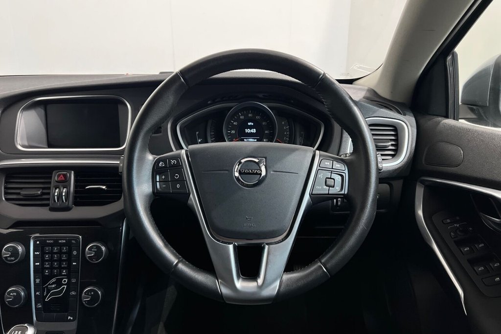 Used Volvo V40 2019 for sale - 77408444: Photo 24