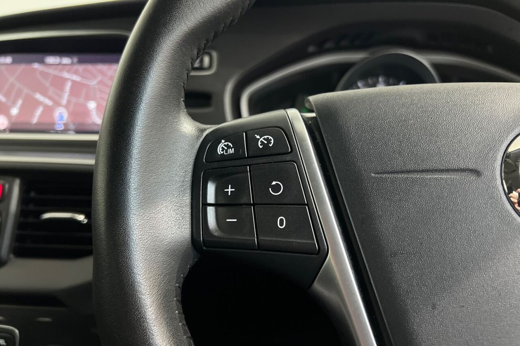 Used Volvo V40 2019 for sale - 77408444: Photo 25