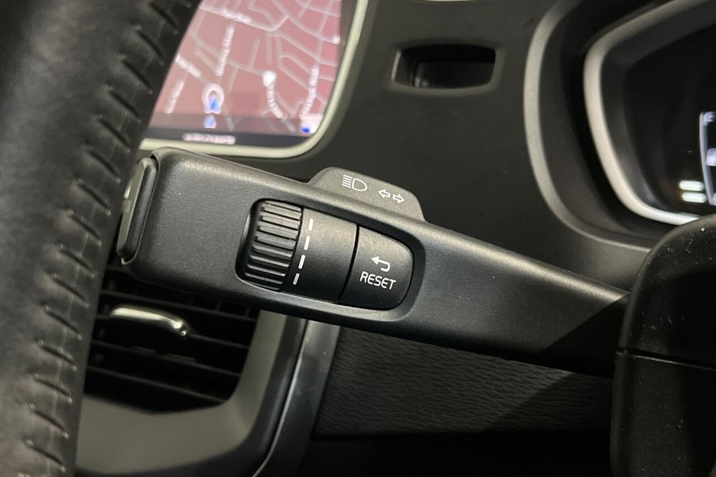 Used Volvo V40 2019 for sale - 77408444: Photo 27