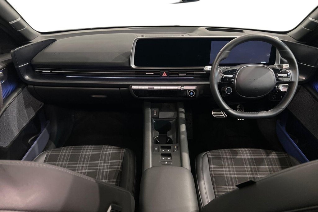 Used Hyundai IONIQ 6 2023 for sale - 76367621: Photo 12