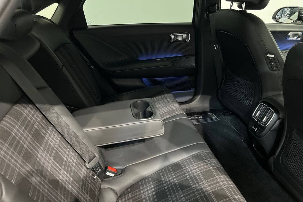 Used Hyundai IONIQ 6 2023 for sale - 76367621: Photo 46