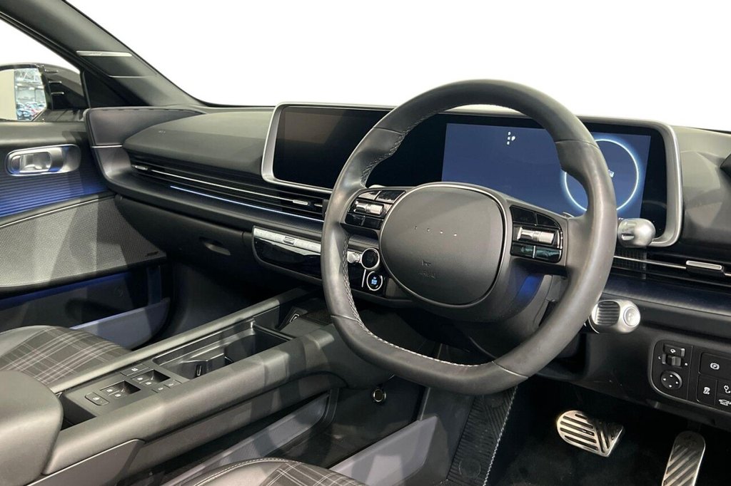 Used Hyundai IONIQ 6 2023 for sale - 76367621: Photo 9