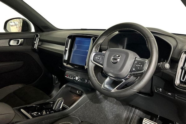 Used Volvo XC40 2020 for sale - 76266544: Photo 9