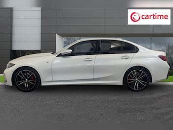 Used BMW 3 Series 2024 for sale - 79422220: Photo