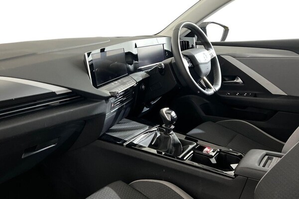 Used Vauxhall Astra 2022 for sale - 76010143: Photo 11