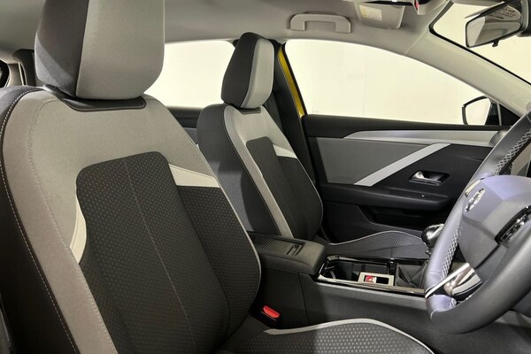 Used Vauxhall Astra 2022 for sale - 76010143: Photo 24