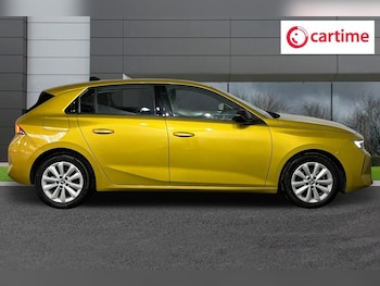 Used Vauxhall Astra 2022 for sale - 76010143: Photo 2