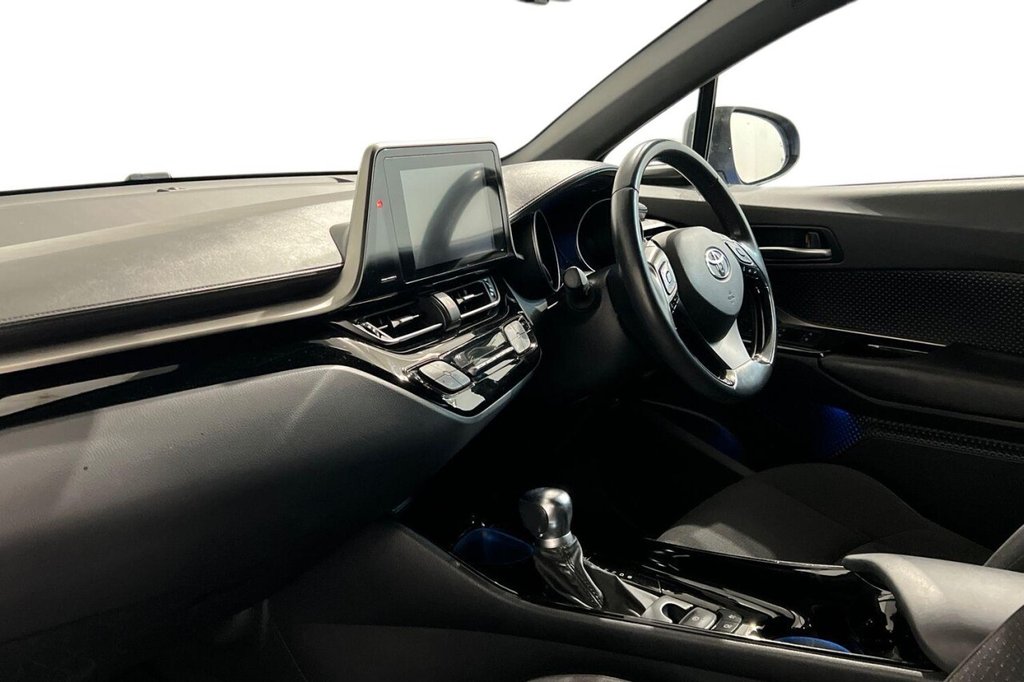 Used Toyota C-HR 2019 for sale - 77546893: Photo 11