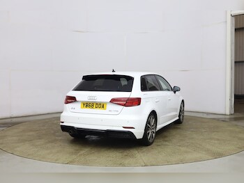 Used Audi A3 2018 for sale - 77835293: Photo