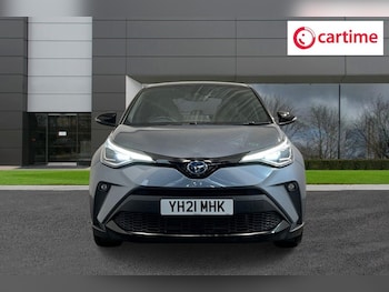 Used Toyota C-HR 2021 for sale - 76380101: Photo