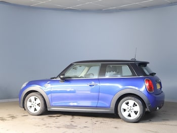 Used MINI Hatch 2019 for sale - 78186599: Photo