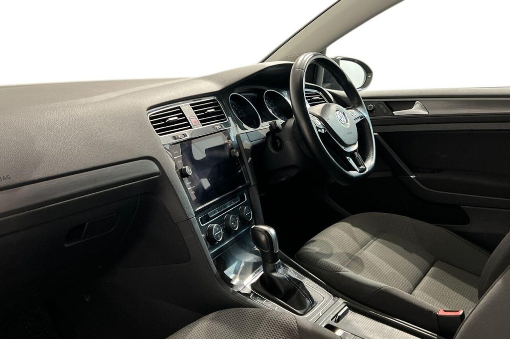 Used Volkswagen Golf 2020 for sale - 77904656: Photo 11