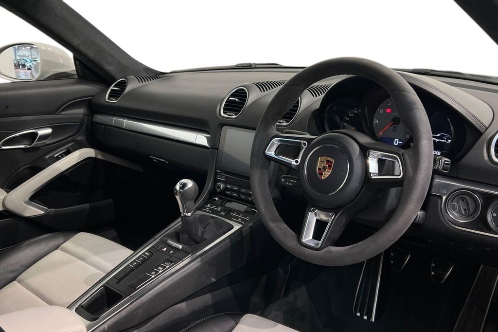 Used Porsche 718 Cayman 2019 for sale - 77422224: Photo 9