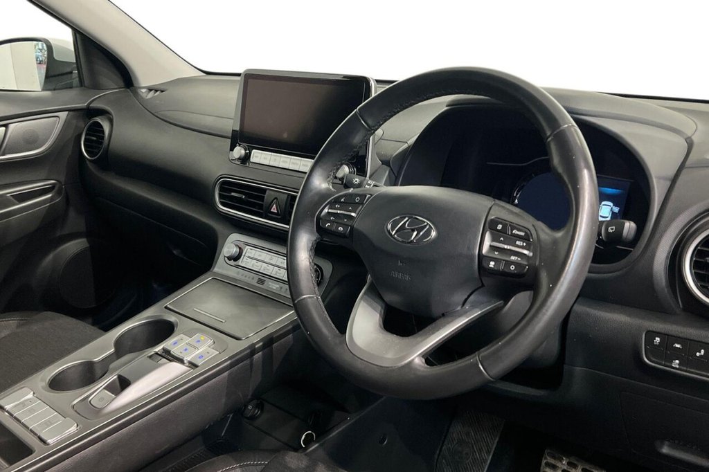 Used Hyundai KONA 2020 for sale - 76758605: Photo 9