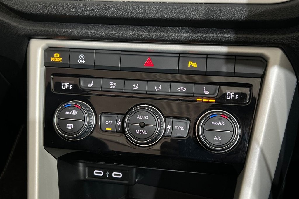 Used Volkswagen T-Roc 2021 for sale - 75777834: Photo 31