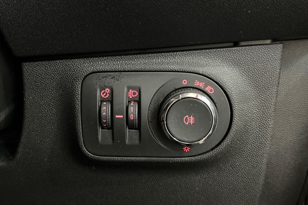 Used Vauxhall Corsa 2019 for sale - 76256799: Photo 35