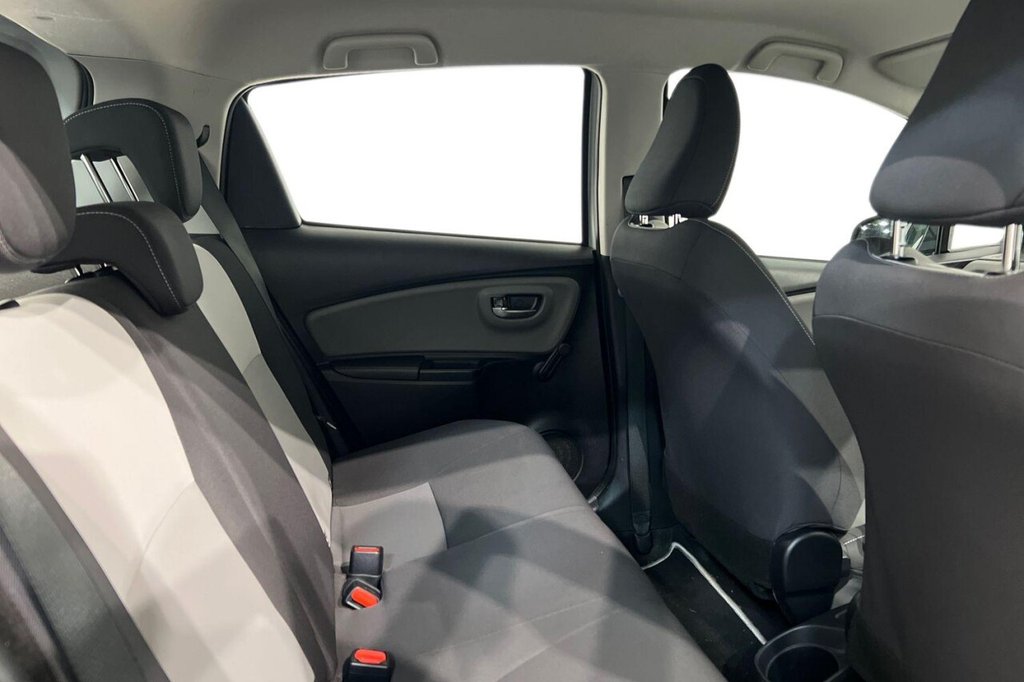 Used Toyota Yaris 2017 for sale - 76559007: Photo 10